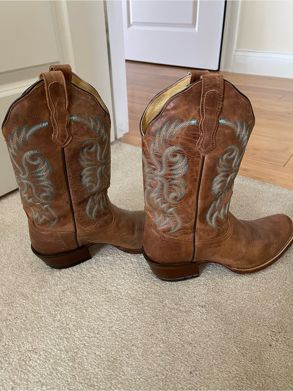 Women's Tan Leather Western Embroidered Heeled Boots
